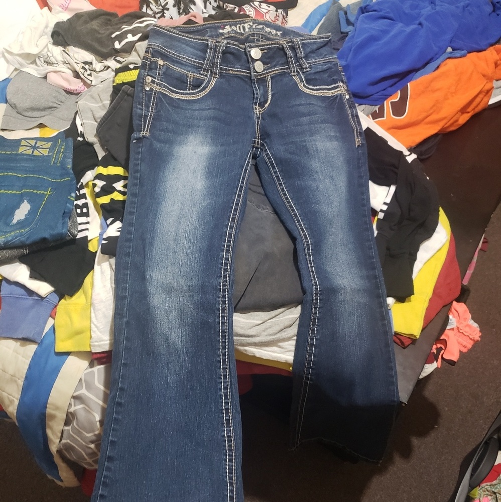 Wallflower jeans